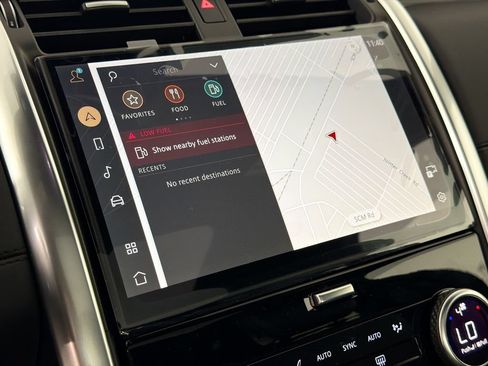 New 2026 Land Rover Discovery S AWD/4WD image 13