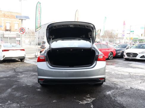 Used 2024 Chevrolet Malibu LT image 7