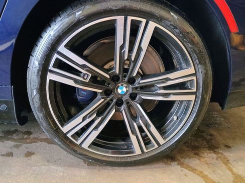 Used 2023 BMW i7 xDrive60 AWD/4WD image 31