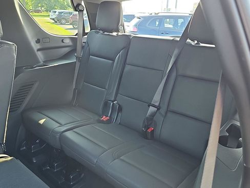 Used 2025 Chevrolet Tahoe Z71 AWD/4WD image 26