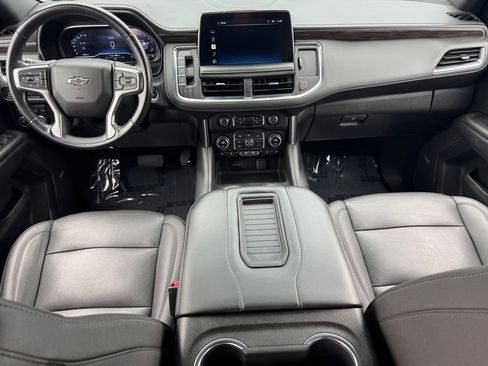 Used 2022 Chevrolet Suburban Z71 AWD/4WD image 12