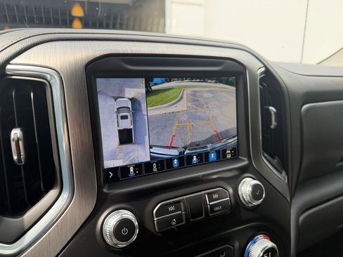 Used 2020 GMC Sierra 1500 Denali w/ Technology Package AWD/4WD image 18