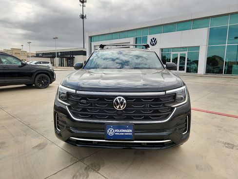 New 2026 Volkswagen Atlas Cross Sport SEL Premium R-Line AWD/4WD image 2