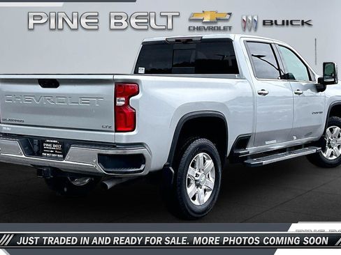 Used 2020 Chevrolet Silverado 2500 LTZ AWD/4WD image 12