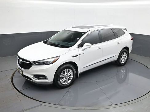 Used 2021 Buick Enclave Essence w/ Sound and Sites Package FWD image 14