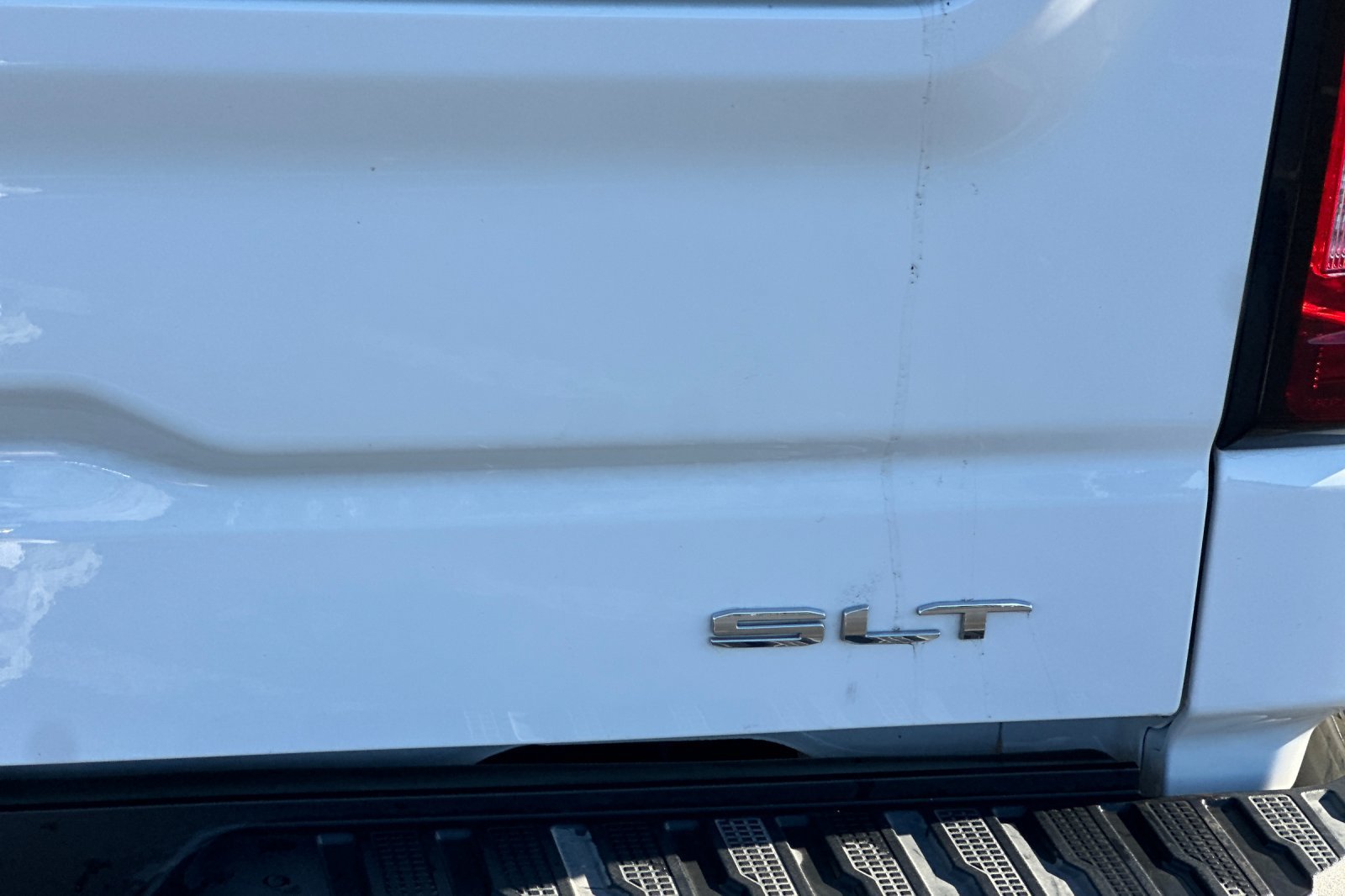 Used 2026 GMC Sierra 1500 SLT AWD/4WD image 48