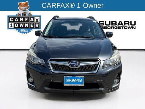 Used 2017 Subaru Crosstrek 2.0i Premium AWD/4WD image 2