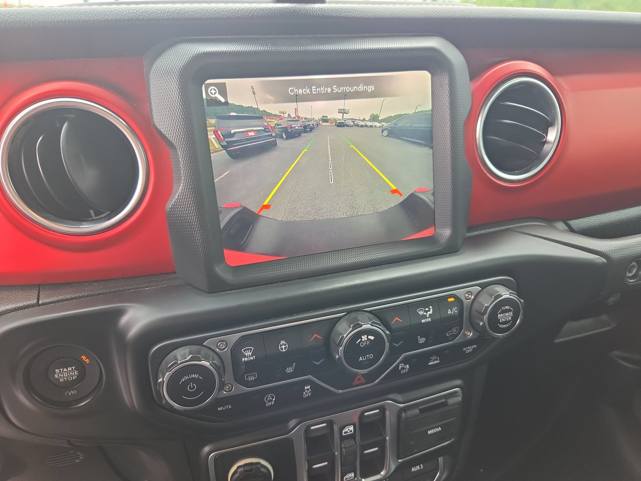 Used 2020 Jeep Gladiator Rubicon AWD/4WD image 16