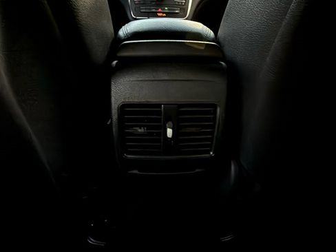 Used 2016 Mercedes-Benz CLA 250 image 17