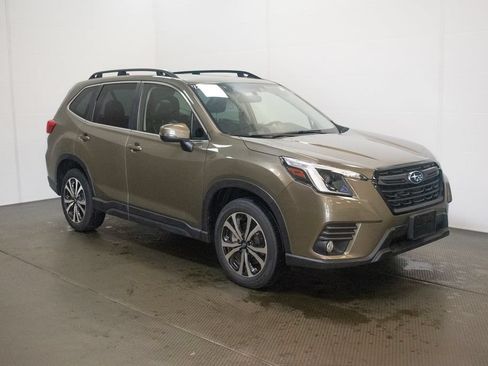 Certified 2023 Subaru Forester Limited AWD/4WD image 1