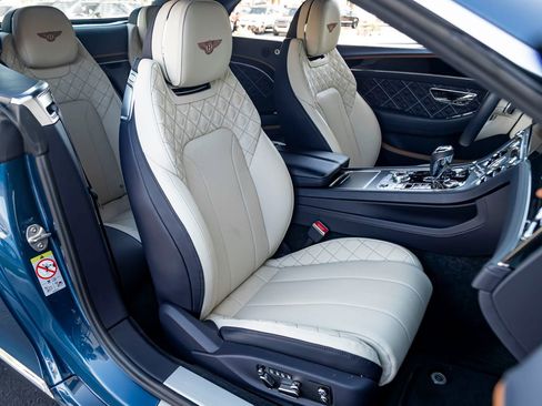 Certified 2024 Bentley Continental GT Mulliner AWD/4WD image 31