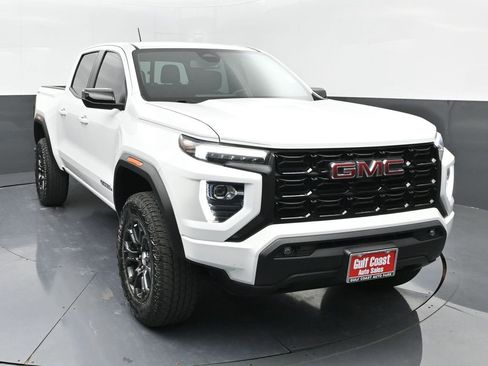 Used 2023 GMC Canyon Elevation w/ Convenience Package image 3