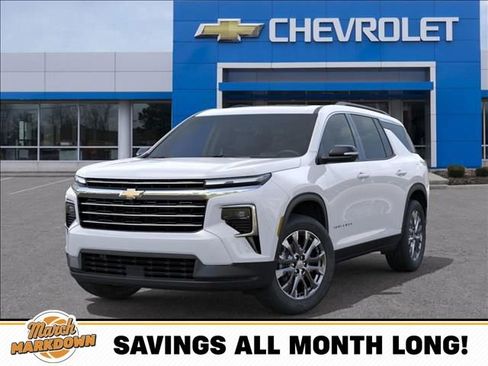 New 2026 Chevrolet Traverse LT w/ Sun and Wheel Package image 6