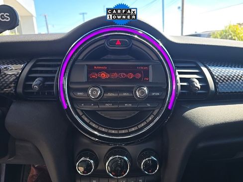 Used 2015 MINI Cooper S image 28