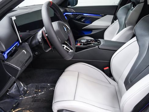 New 2027 BMW M5 Touring AWD/4WD image 20