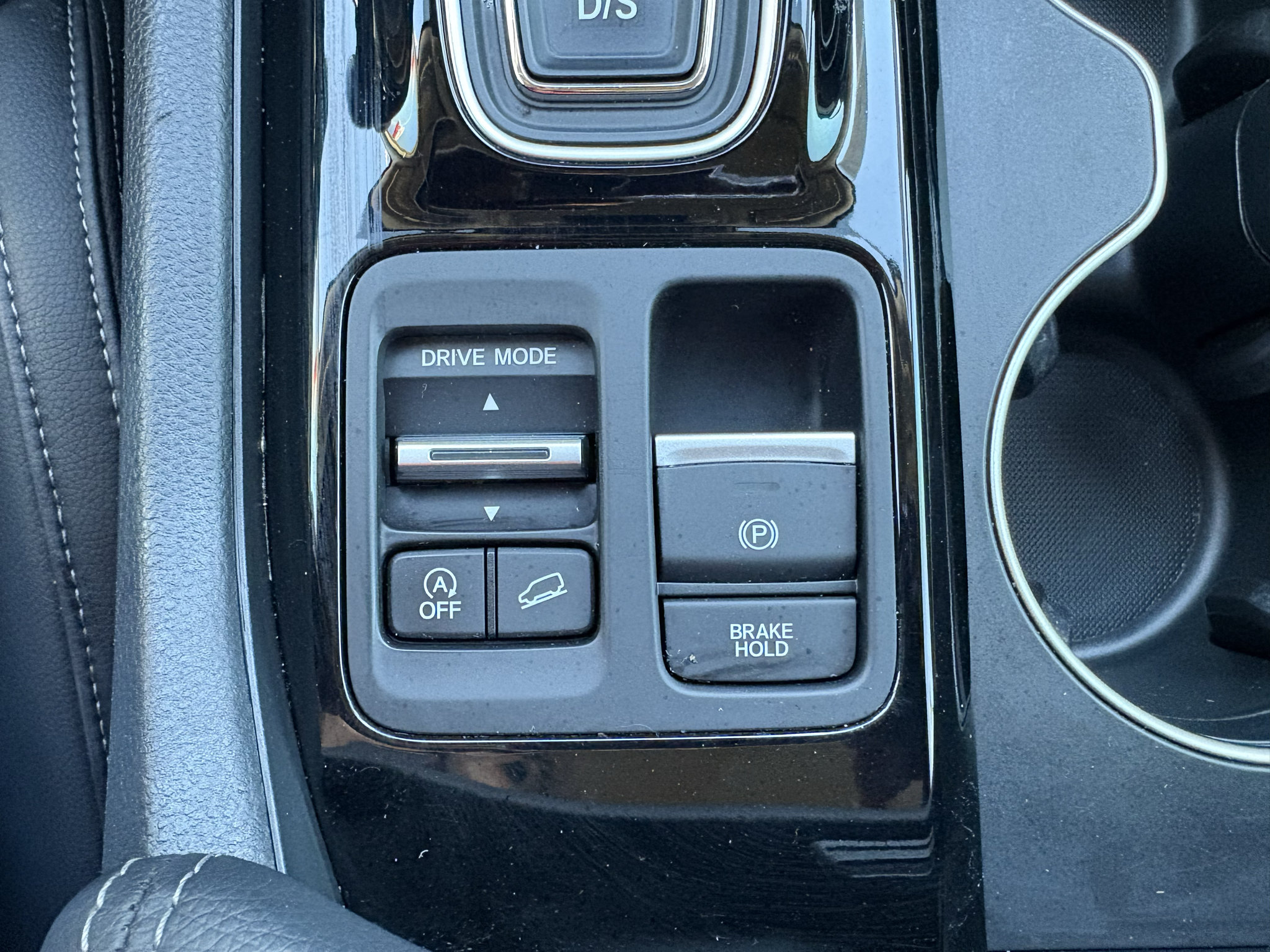 Used 2024 Honda Pilot Touring image 15