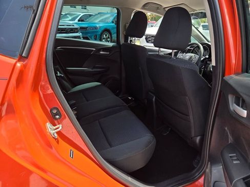 Used 2018 Honda Fit LX image 17