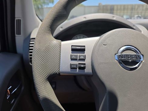 Used 2017 Nissan Frontier Desert Runner RWD image 20
