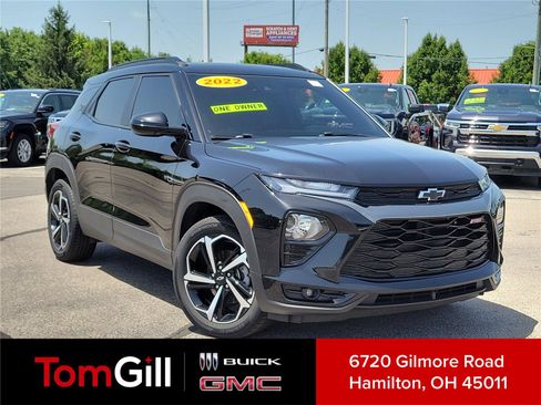 Used 2022 Chevrolet TrailBlazer RS w/ Sun and Liftgate Package FWD image 1