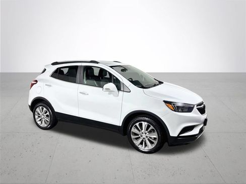 Used 2018 Buick Encore Preferred FWD image 4