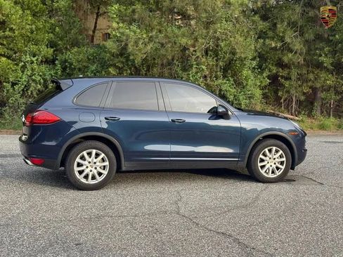 Used 2012 Porsche Cayenne S image 10