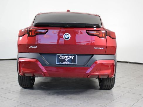 New 2026 BMW X2 xDrive28i w/ Convenience Package AWD/4WD image 10