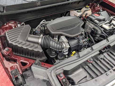 Used 2021 GMC Acadia AT4 w/ Preferred Package image 28