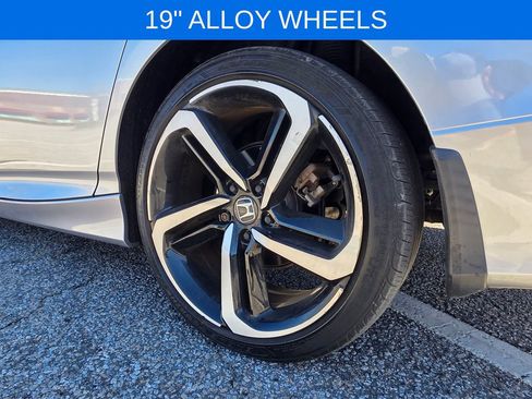 Used 2022 Honda Accord Sport image 30
