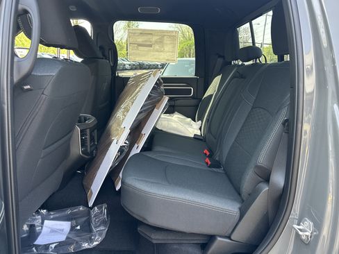 New 2026 RAM 2500 Big Horn AWD/4WD image 29