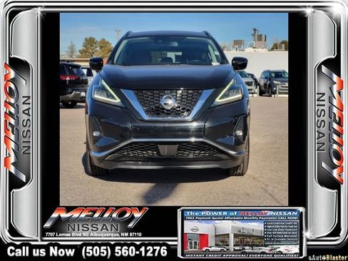 Used 2022 Nissan Murano SV image 3