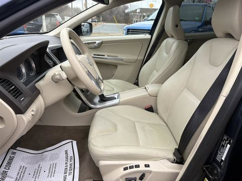 Used 2013 Volvo XC60 3.2 image 7