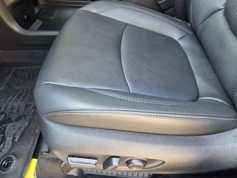 Used 2025 Toyota Sienna XLE Woodland Edition AWD/4WD image 21