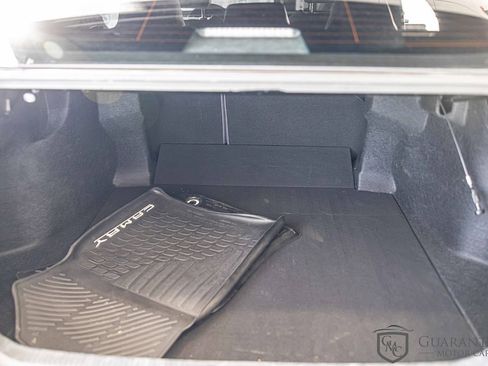 Used 2018 Toyota Camry SE w/ Audio Package image 16