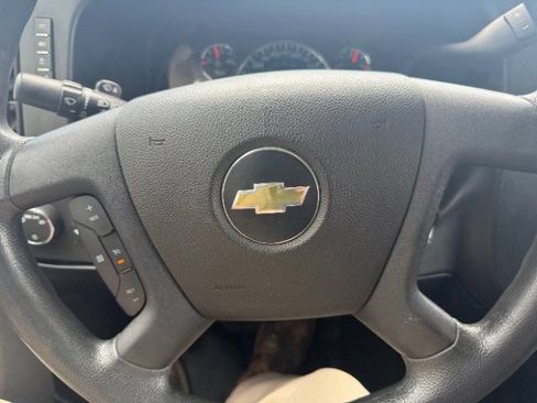Used 2020 Chevrolet Express 2500 w/ Driver Convenience Package RWD image 25