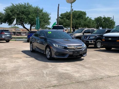 Used 2017 Honda Civic LX image 3