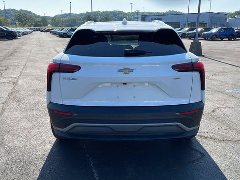 Used 2024 Chevrolet Blazer EV LT AWD/4WD image 4