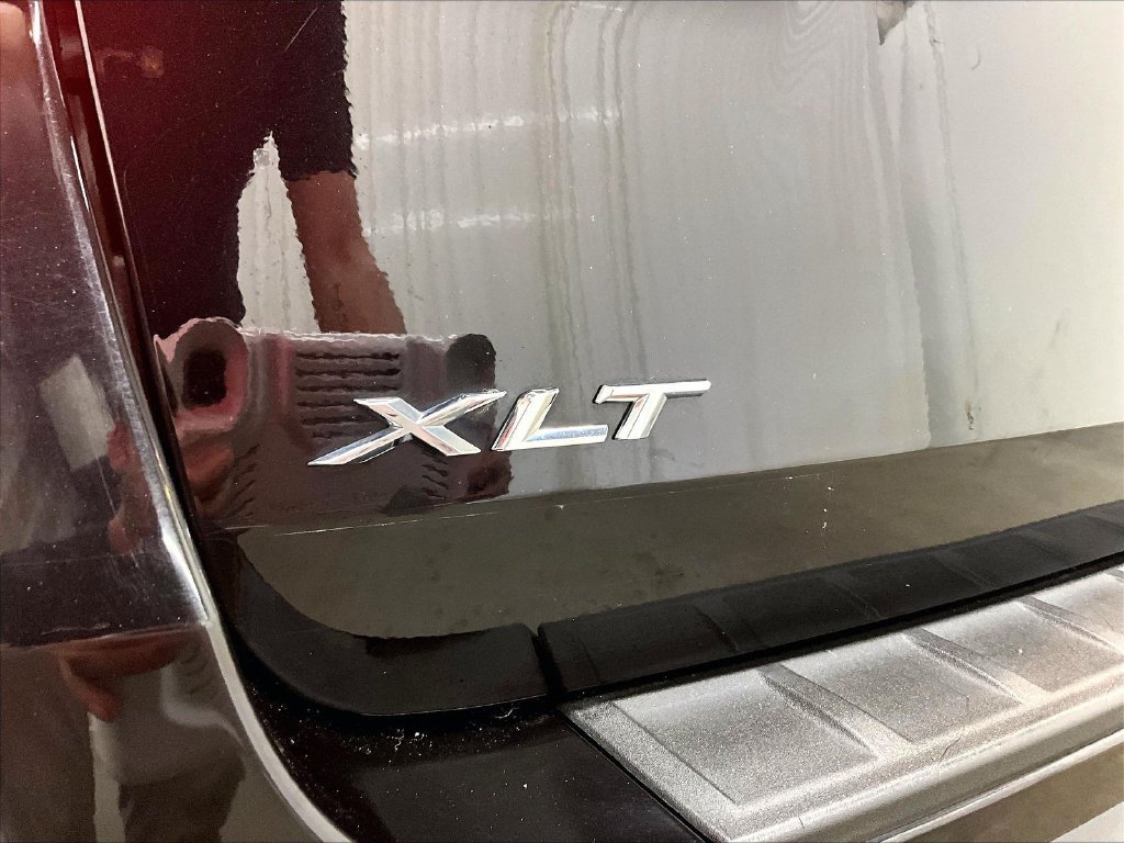 Used 2021 Ford Explorer XLT AWD/4WD image 23