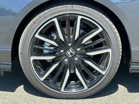 New 2026 Honda Accord Touring image 32