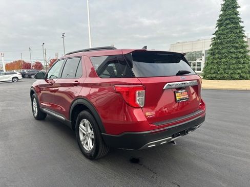 Used 2022 Ford Explorer XLT w/ Equipment Group 202A image 7