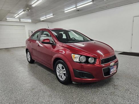 Used 2012 Chevrolet Sonic LS FWD image 3
