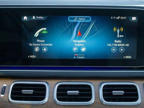 Used 2022 Mercedes-Benz GLS 450 4MATIC image 16