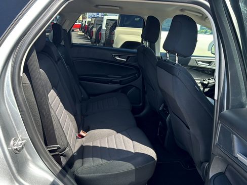 Used 2024 Ford Edge SE AWD/4WD image 7