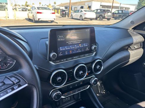 Used 2025 Nissan Sentra SV FWD image 16