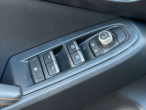 New 2026 Subaru Crosstrek 2.5i Limited w/ Crosstrek Mirror Package image 12