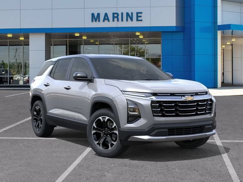 New 2027 Chevrolet Equinox LT FWD image 7