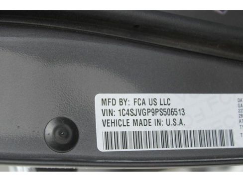 Used 2023 Jeep Grand Wagoneer Series III image 22