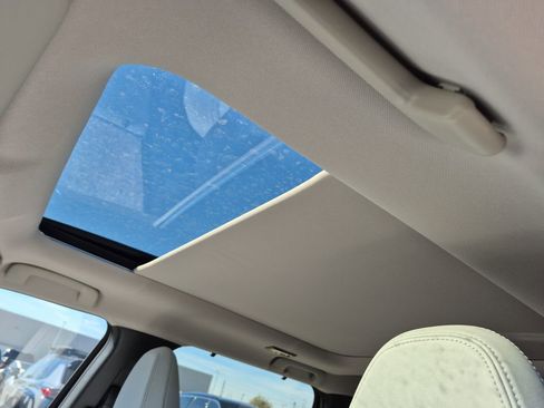 New 2026 Mitsubishi Outlander SEL image 33