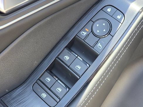 New 2026 Nissan Rogue Platinum AWD/4WD image 18