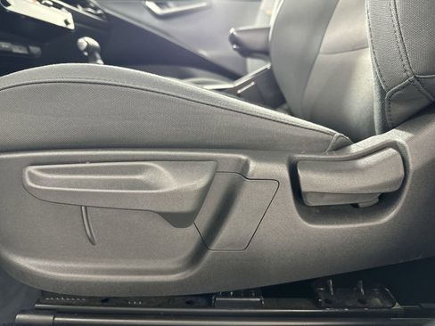 Used 2023 Kia Niro LX image 20