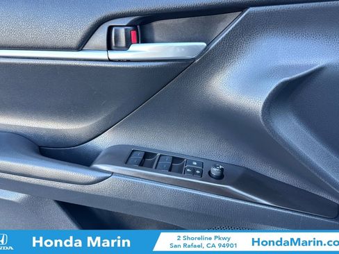 Used 2023 Toyota Camry SE FWD image 13
